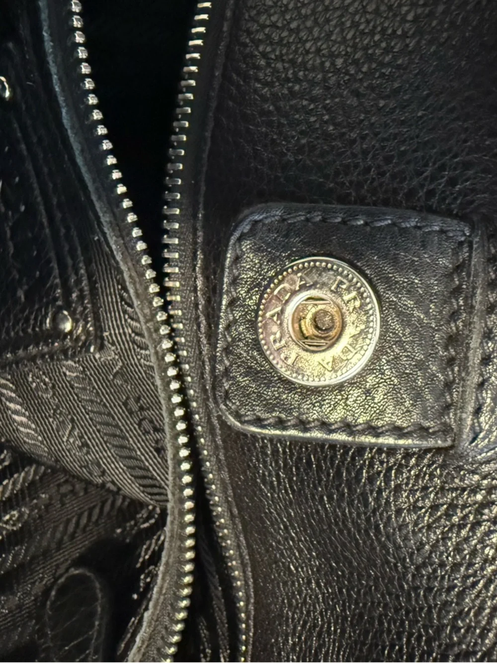 Prada Vittelo‎ Danio convertible tote. Authentic.